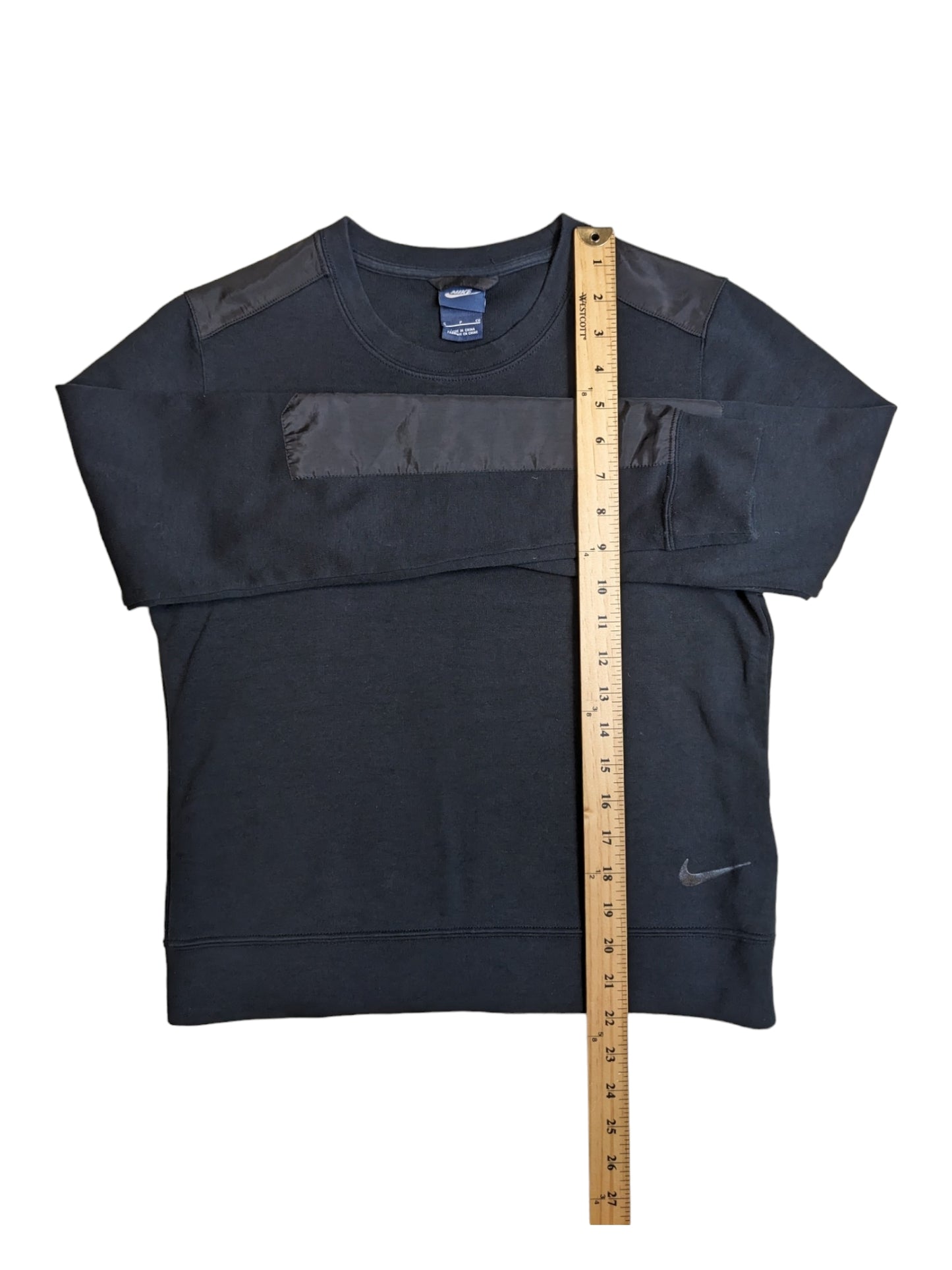 Nike black Jumper Children’s size small