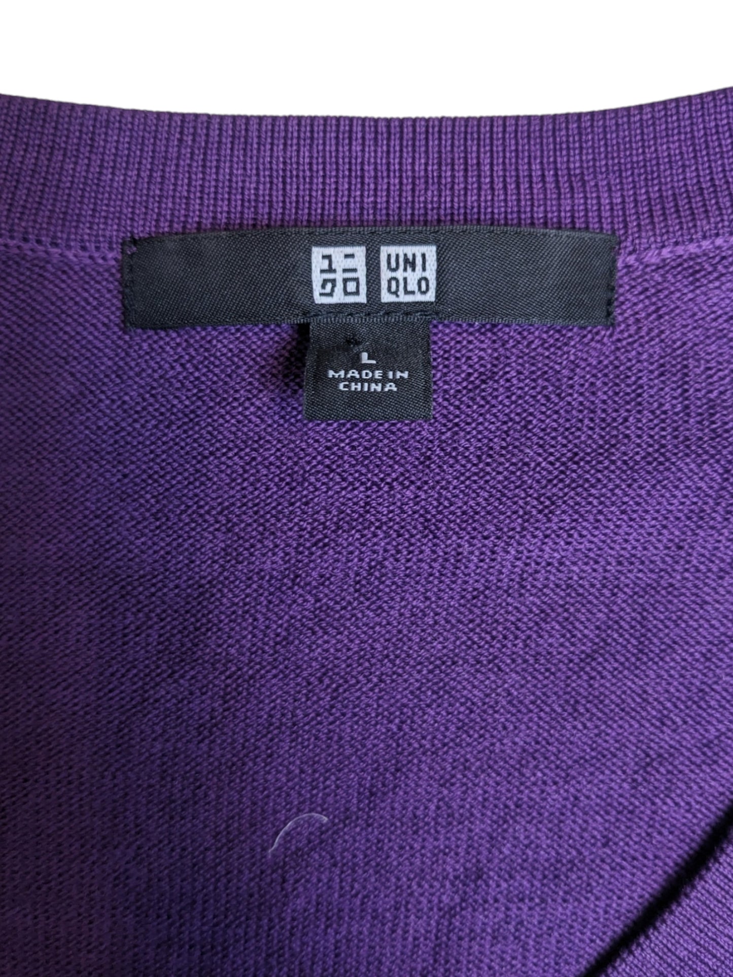 Cuello en V de Uniqlo