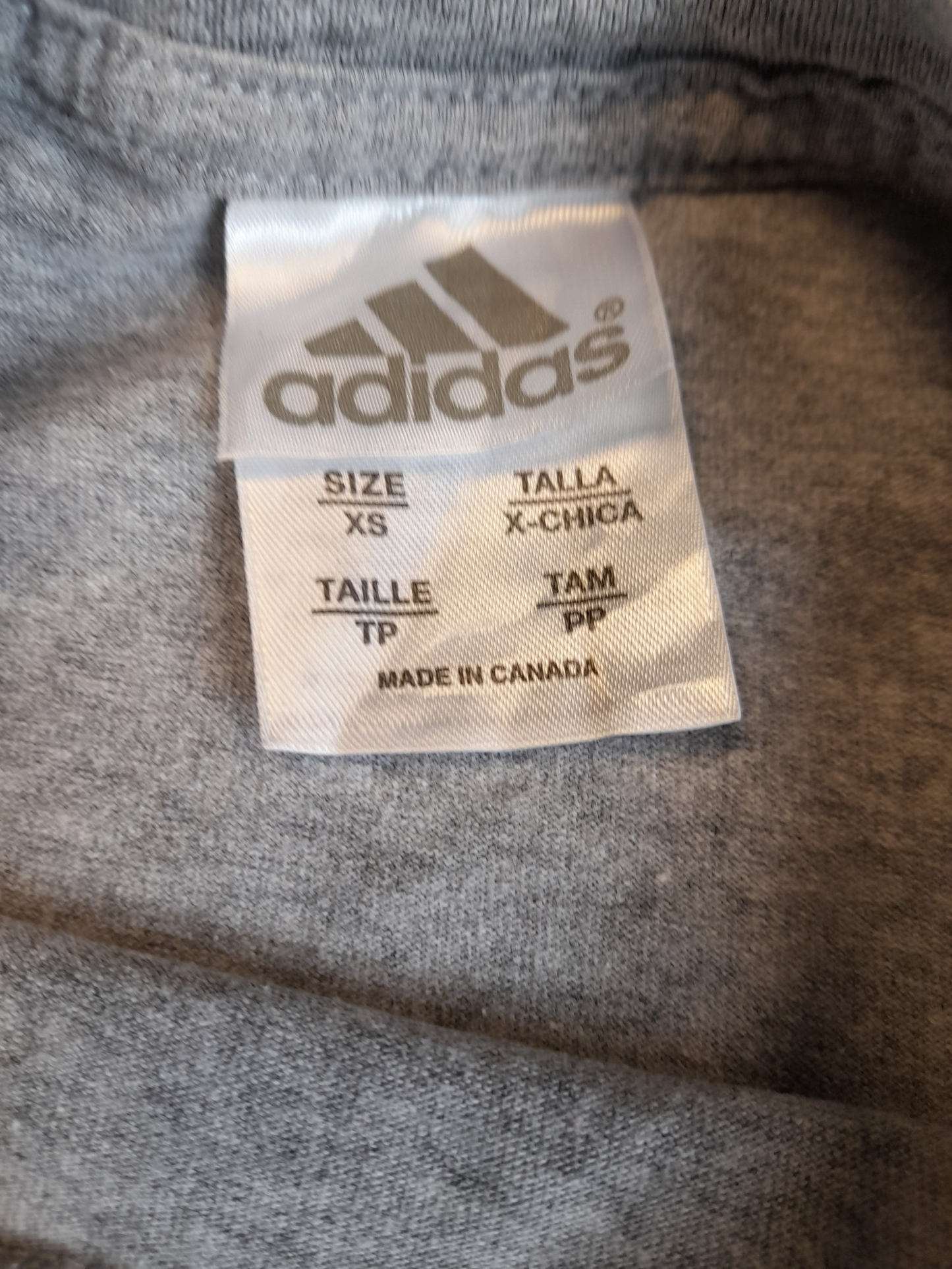 Adidas Tshirt XS