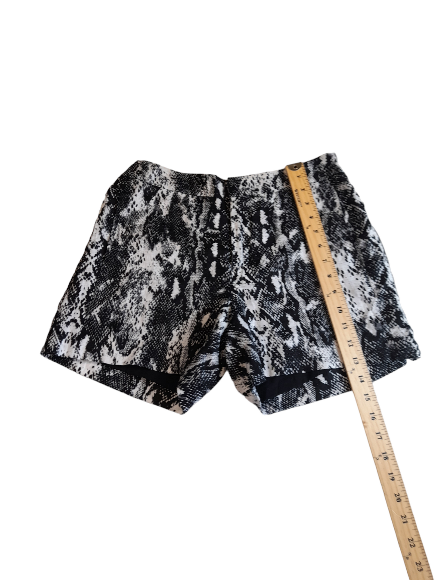 Calvin Klein Shorts linen waist 27