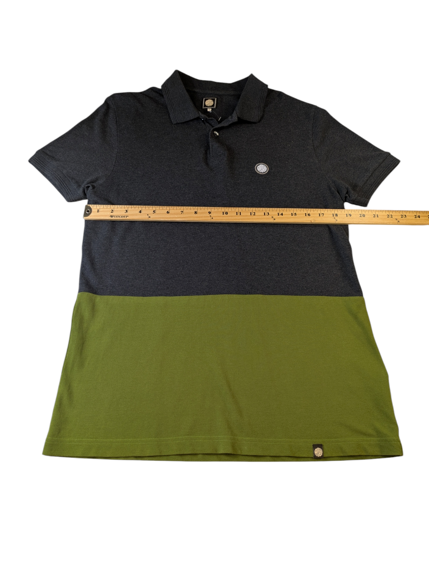 Joli polo vert