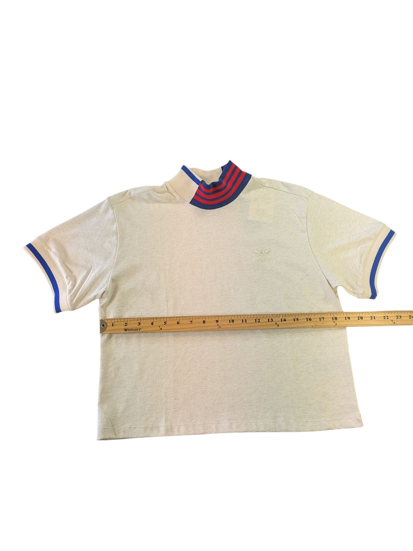 Adidas Cropped t-shirt