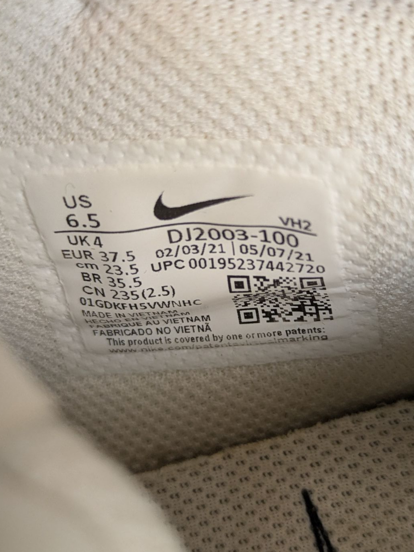 Nike Air Max Excee Trainers
