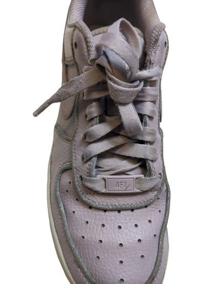 Zapatillas Nike Air Force 1 lila para mujer