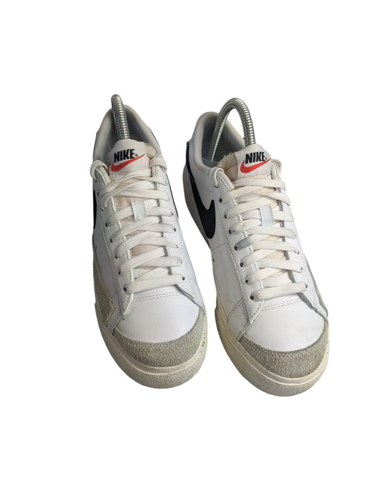 Nike Blazer Trainers
