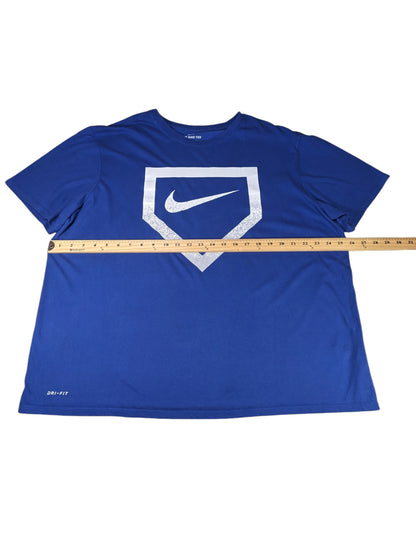 Nike T-shirt