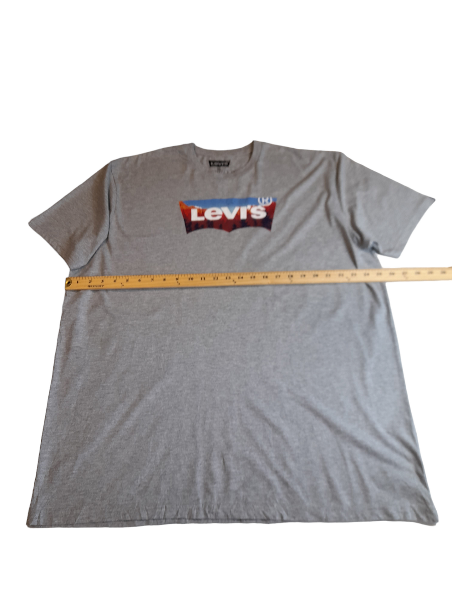 Levi's Tshirt
