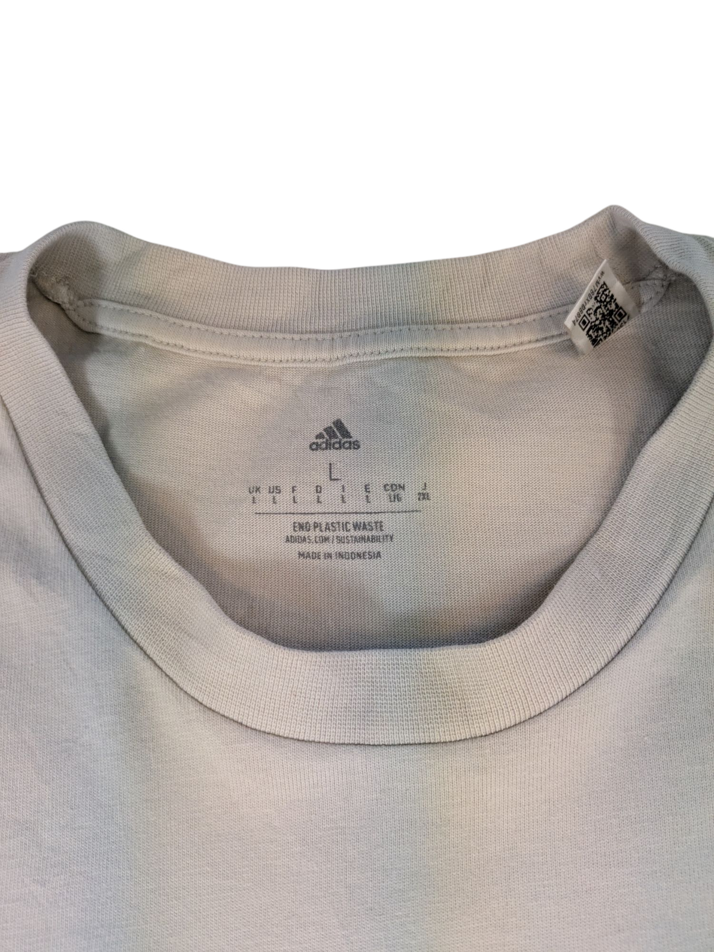 Adidas T-shirt