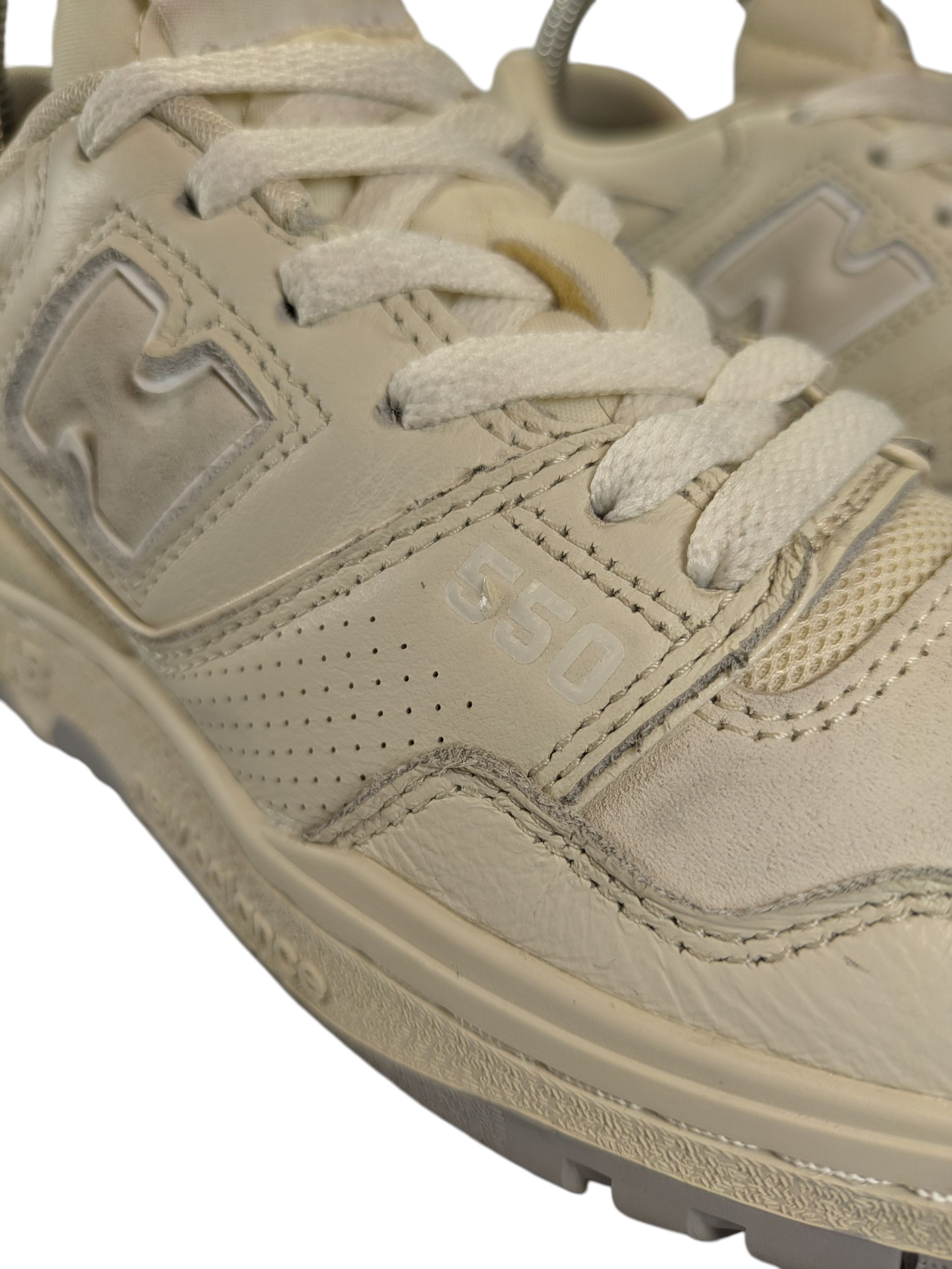 New Balance 550 Trainers