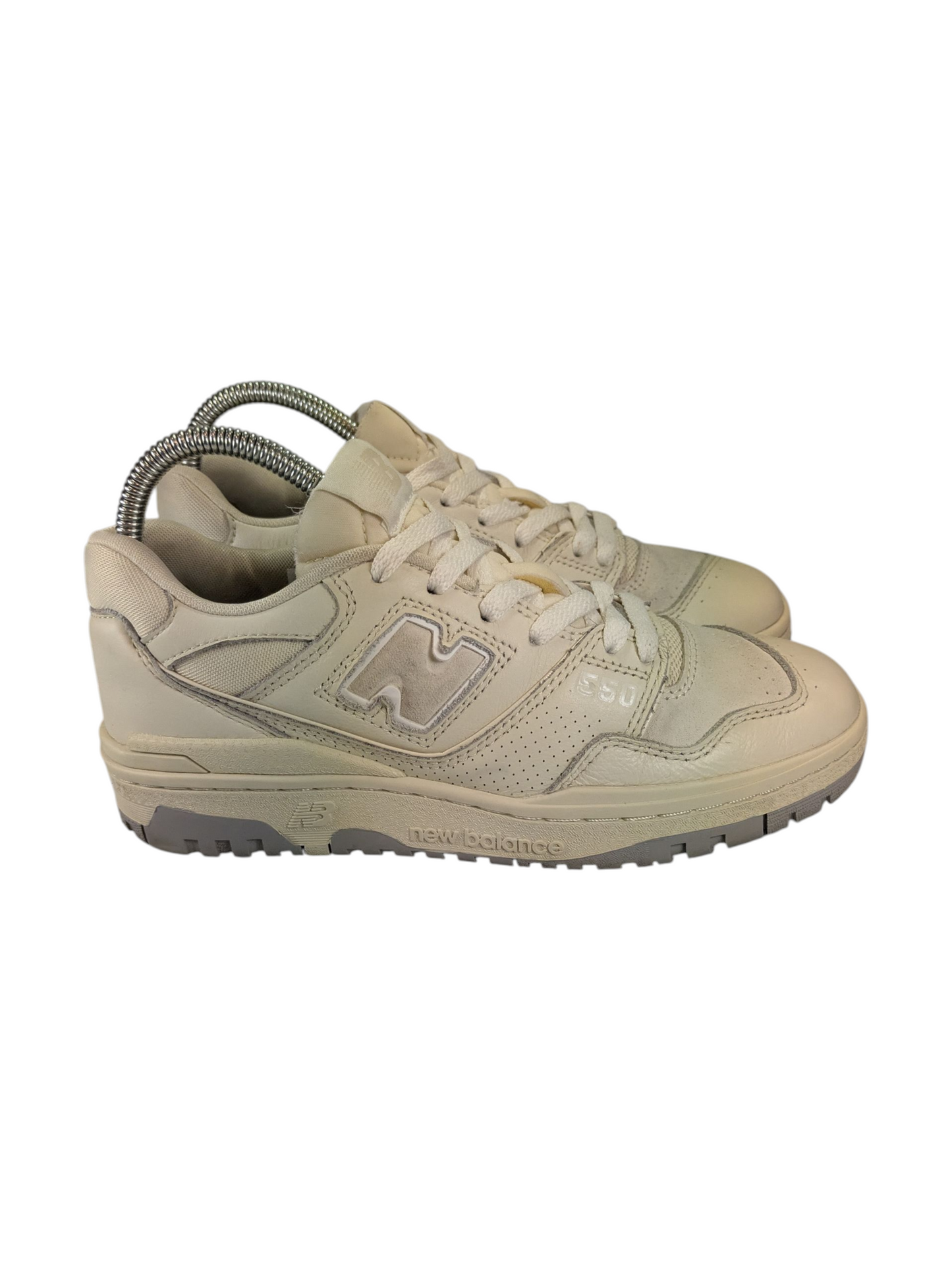 New Balance 550 Trainers