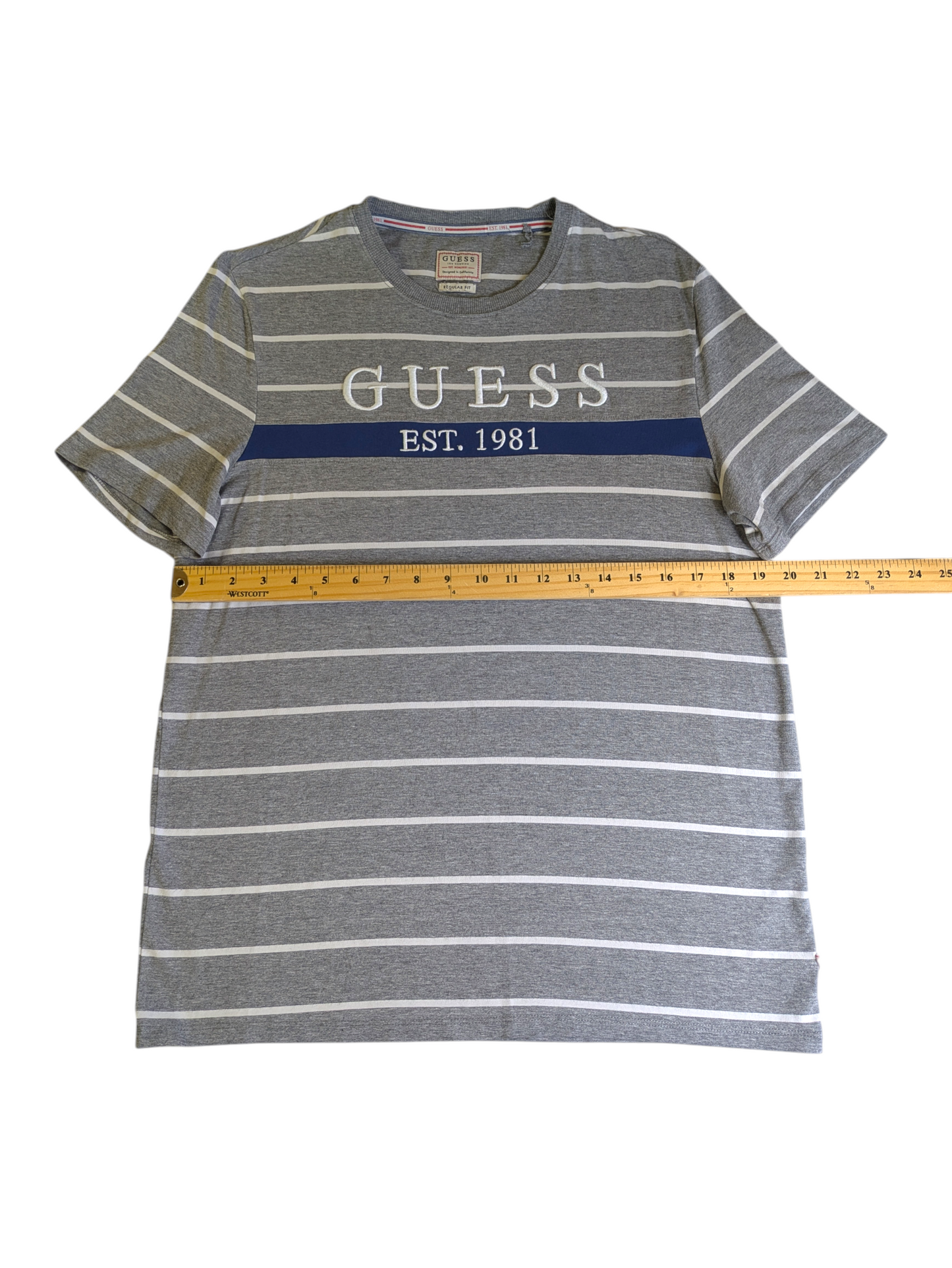 Guess Tshirt