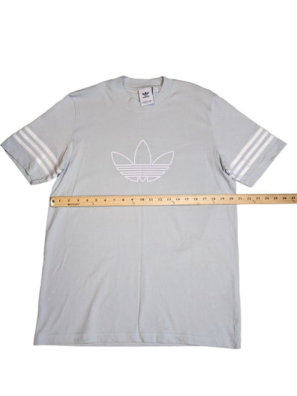 Adidas T-shirt Medium
